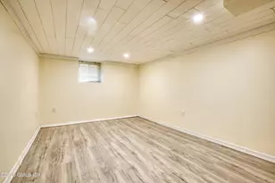 24 Hollow Wood Ln, Greenwich, CT 06831 - Photo 11