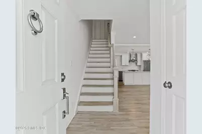 104 Hillcrest Park Road, Greenwich, CT 06807 - Photo 3