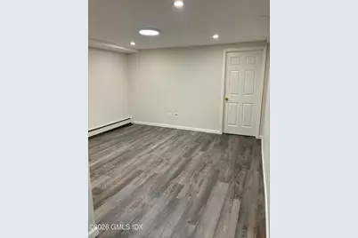 124 Pemberwick Road #Left Side, Greenwich, CT 06831 - Photo 19