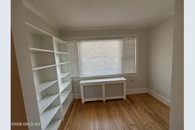 124 Pemberwick Road #Left Side, Greenwich, CT 06831 - Photo 3