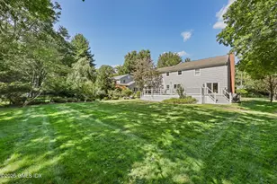 11 Deepwoods Ln, Old Greenwich, CT 06870 - Photo 23