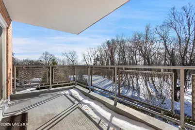 3 Putnam Hill #2C, Greenwich, CT 06830 - Photo 19