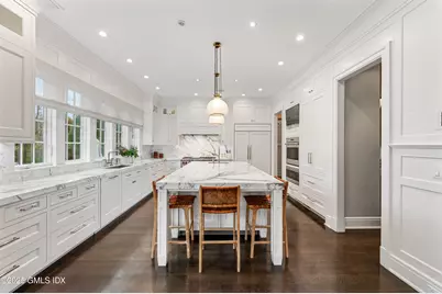 315 Stanwich Road, Greenwich, CT 06830 - Photo 11