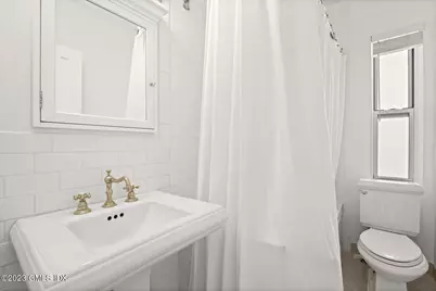 25 W Elm Street #43, Greenwich, CT 06830 - Photo 11