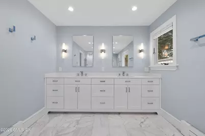 6 Reynwood Manor, Greenwich, CT 06831 - Photo 33