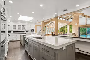 6 Reynwood Manor, Greenwich, CT 06831 - Photo 13