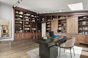 6 Reynwood Manor, Greenwich, CT 06831 - Photo 23