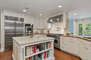 47 Owenoke Way, Greenwich, CT 06878 - Photo 9