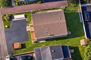 29 S Hawthorne St, Greenwich, CT 06831 - Photo 9