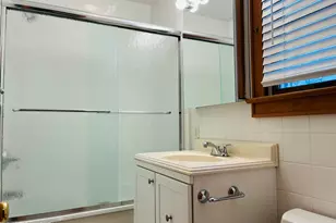 18 Grand St, Greenwich, CT 06830 - Photo 9