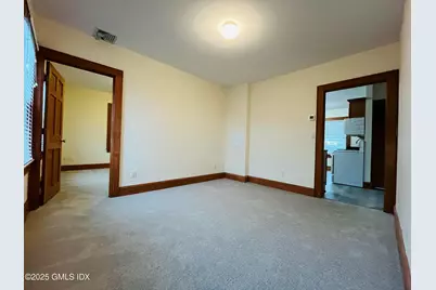 18 Grand Street #2, Greenwich, CT 06830 - Photo 5