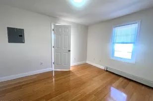 11 Le Grande Ave, Greenwich, CT 06830 - Photo 9