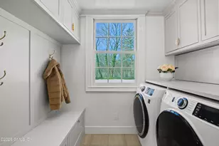 364 Cedar Hl, Greenwich, CT 06830 - Photo 33