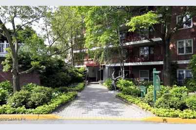 30 Brookside Drive #3G, Greenwich, CT 06830 - Photo 1