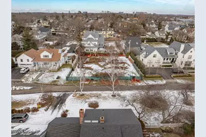 30 Meadowbank Road, Old Greenwich, CT 06870 - Photo 17