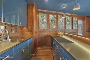 26 Glen Avon Dr, Greenwich, CT 06878 - Photo 15