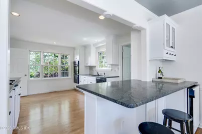 175 Dolphin Cove Quay, Stamford, CT 06902 - Photo 7