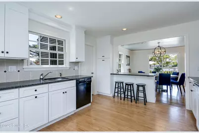 175 Dolphin Cove Quay, Stamford, CT 06902 - Photo 7