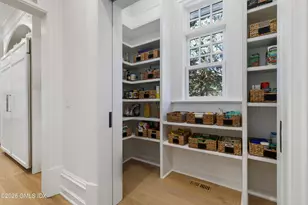 247 Riverside Ave, Greenwich, CT 06878 - Photo 11