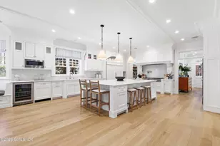 247 Riverside Ave, Greenwich, CT 06878 - Photo 9