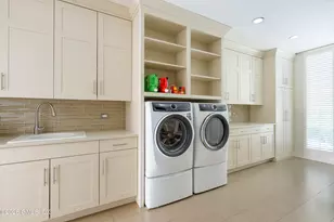 38 Partridge Hollow Rd, Greenwich, CT 06831 - Photo 17