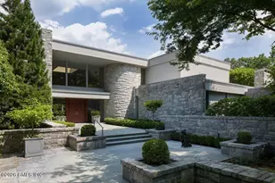 38 Partridge Hollow Rd, Greenwich, CT 06831 - Photo 1