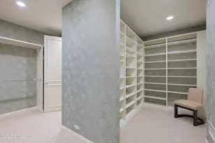 38 Partridge Hollow Rd, Greenwich, CT 06831 - Photo 9