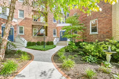 169 Mason Street #1D, Greenwich, CT 06830 - Photo 15