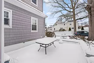 23 Thornhill Rd, Greenwich, CT 06878 - Photo 19