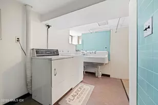 23 Thornhill Rd, Greenwich, CT 06878 - Photo 11