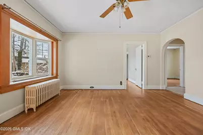 23 Thornhill Road, Greenwich, CT 06878 - Photo 3