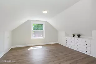 10 Florence Rd, Greenwich, CT 06878 - Photo 9