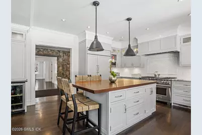 21 Lake Drive, Greenwich, CT 06878 - Photo 9