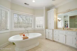 15 Vineyard Ln, Greenwich, CT 06831 - Photo 19