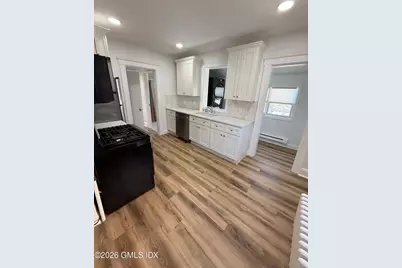 240 Hamilton Avenue #2, Greenwich, CT 06830 - Photo 3