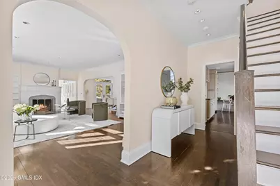 7 Dearfield Lane, Greenwich, CT 06831 - Photo 3