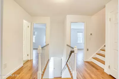 9 N Georgetowne Drive #9, Greenwich, CT 06831 - Photo 11