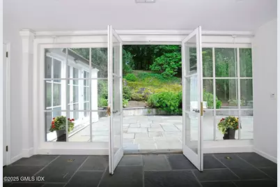 177 Indian Head Road, Greenwich, CT 06878 - Photo 17