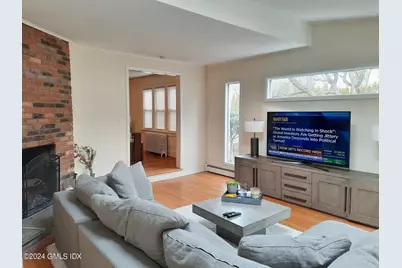 8 Rockland Place, Old Greenwich, CT 06870 - Photo 5