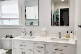 8 Rockland Pl, Old Greenwich, CT 06870 - Photo 13