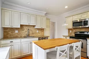 36 Locust St, Greenwich, CT 06830 - Photo 5