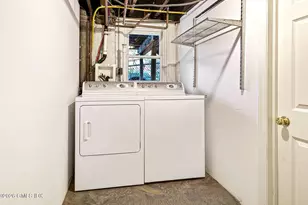 36 Locust St, Greenwich, CT 06830 - Photo 17