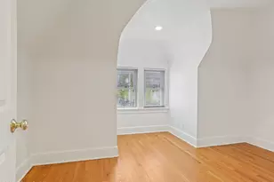 36 Locust St, Greenwich, CT 06830 - Photo 11