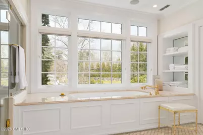 174 Round Hill Road, Greenwich, CT 06831 - Photo 17