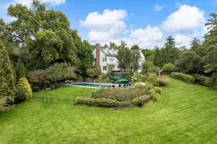 174 Round Hill Rd, Greenwich, CT 06831 - Photo 1