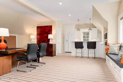 174 Round Hill Road, Greenwich, CT 06831 - Photo 21