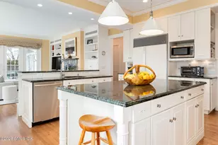 174 Round Hill Rd, Greenwich, CT 06831 - Photo 11