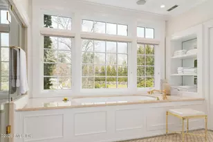 174 Round Hill Rd, Greenwich, CT 06831 - Photo 19