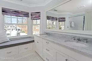 30 Park Ave, Old Greenwich, CT 06870 - Photo 23