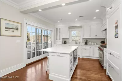 250 Milbank Avenue #B, Greenwich, CT 06830 - Photo 11